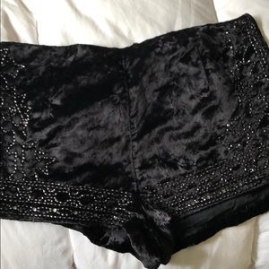 Velvet adorable shorts from urban!